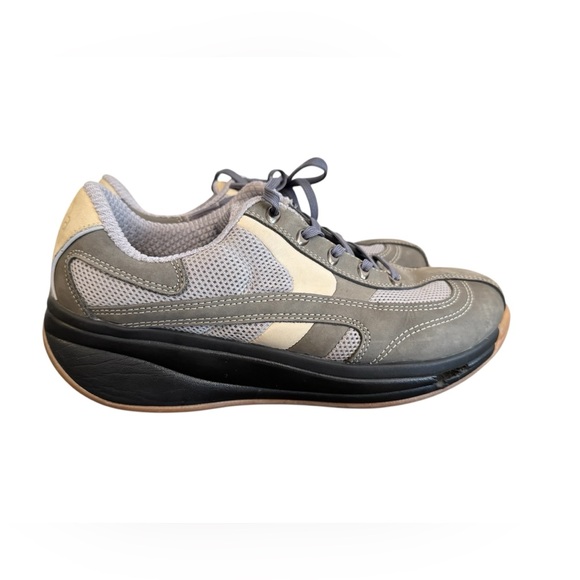 JOYA Women's Venezia Walking Shoe, Light Grey Leather Comfort Casual size 9.5 - Picture 2 of 11